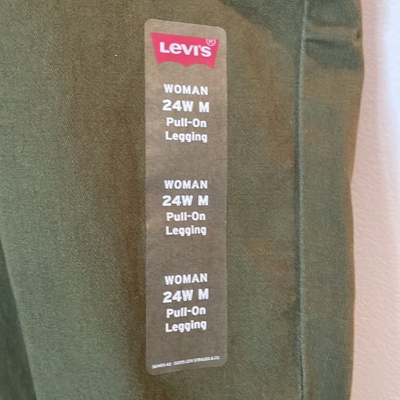 NWT Levi Perfectly Shaping Pull On Legging SZ 24W Green Mid Rise - Picture 6 of 13